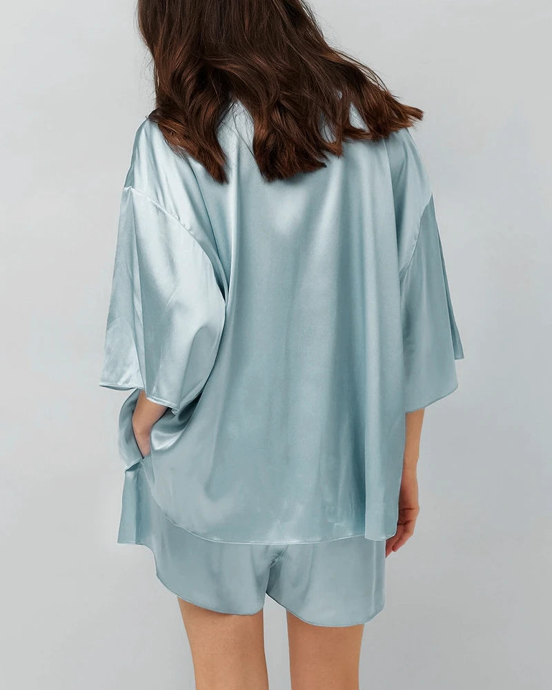 Klassisches Plus-Size-Seiden-Pyjama-Set – Bild 4