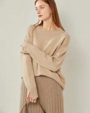 Weit geschnittener Kaschmirpullover mit Rundhalsausschnitt