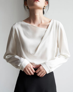 Asymmetrisches Seidenbluse