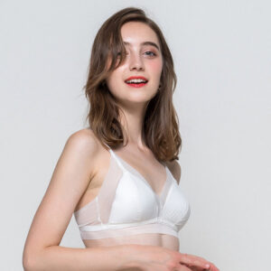 Kompakte Spitze und bequemer Seiden-Bralette-BH